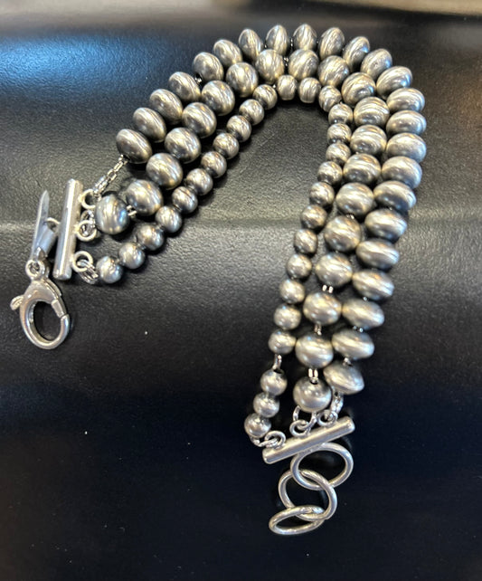 Navaho Pearl Triple strand bracelet